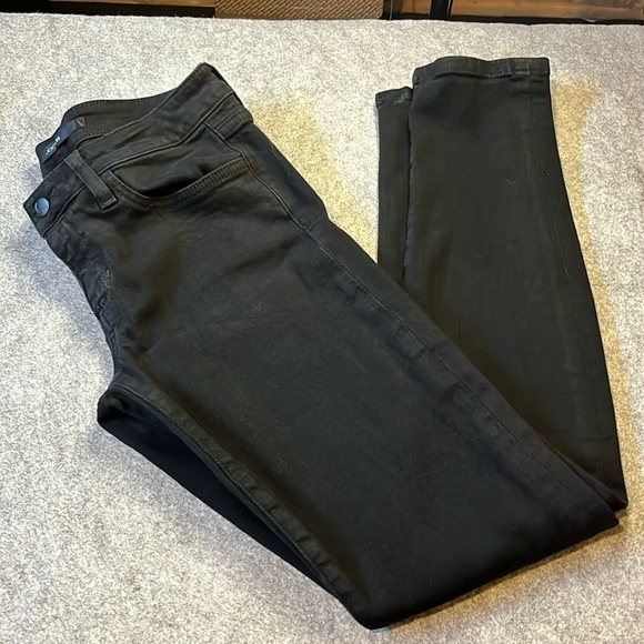 Joe's Jeans Denim - Joe's Jeans, The  Skinny in Coated Black. Size 29.